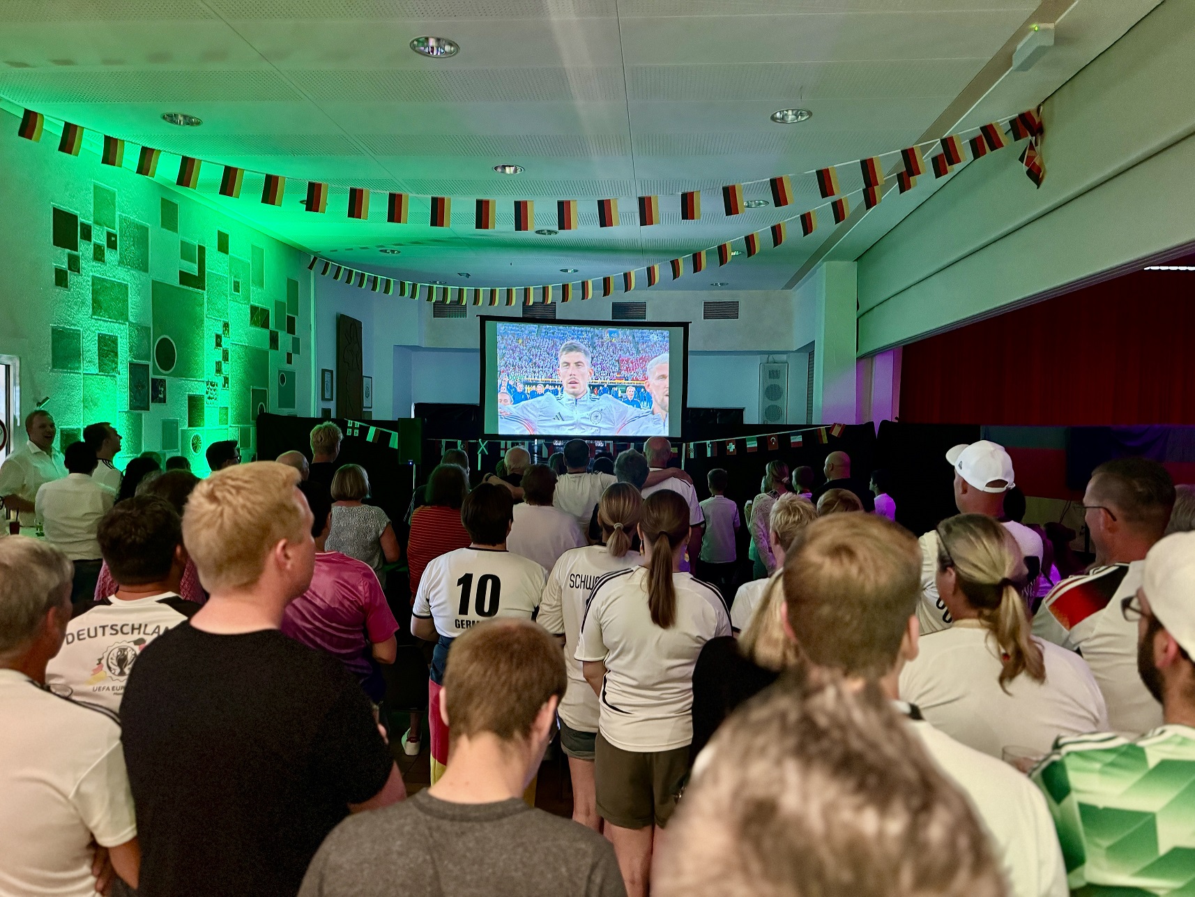 Public Viewing